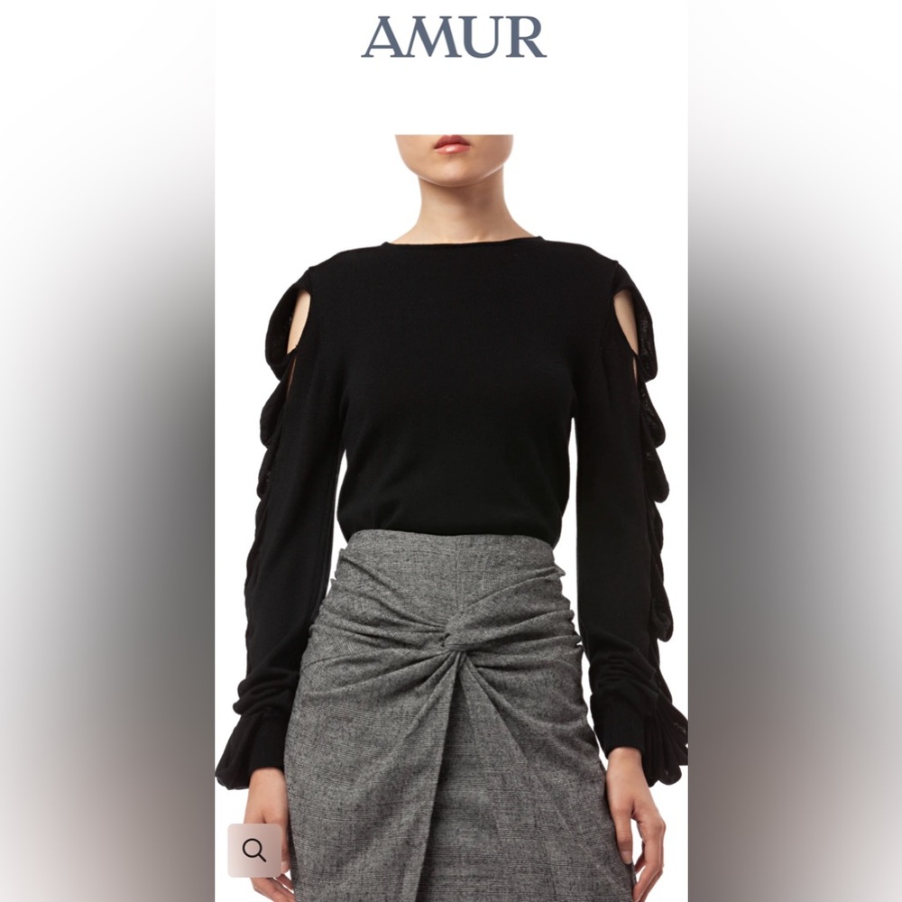 Amur $156 Black Cutout Sleeve Top Size XS